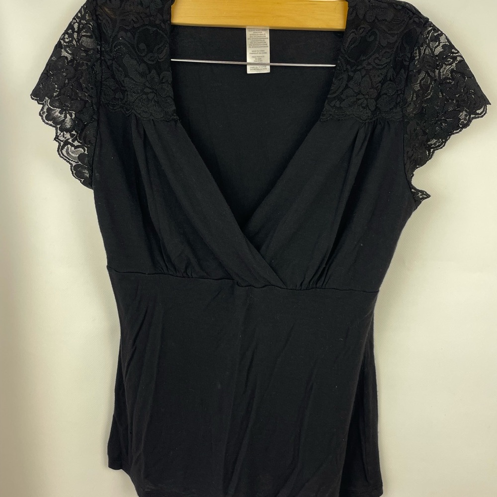 Black Lace-Sleeve V-Neck Women's Top